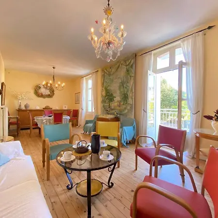 Duplex 5 Pieces, 6 Couchages Au Coeur De Avec Terrasse, Parking Et Tous Commerces A Pied - Fr-1-245-71 La Baule-Escoublac